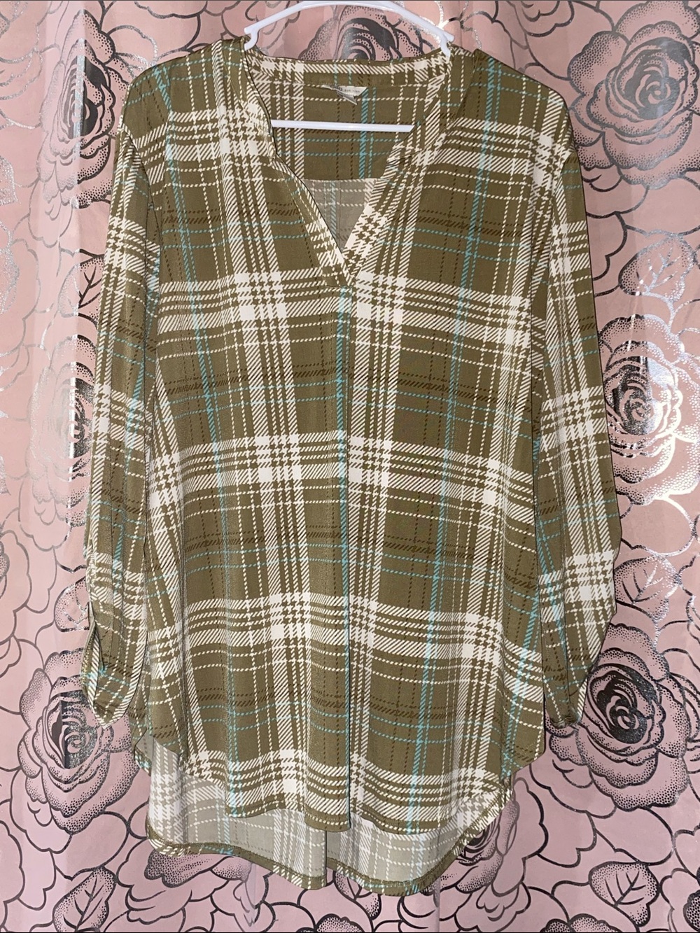 Cato Plaid Tunic Top XL Olive Green Cream Teal Roll Tab 3/4 Sleeve V-Neck